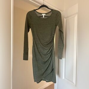 Leith green long sleeve dress